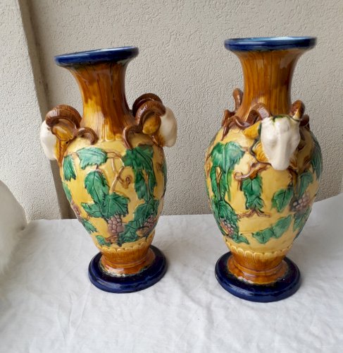 Paire de vases barbotines