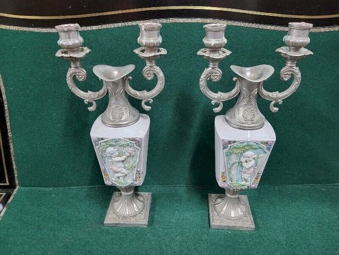PAIRE DE VASES BOUGEOIRS ITALIE