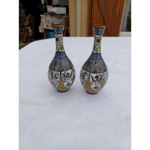 Paire de Vases Chine en émaux cloisonnés