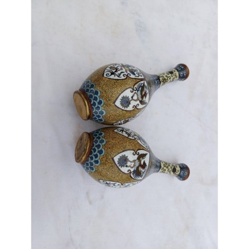 Paire de Vases Chine en émaux cloisonnés