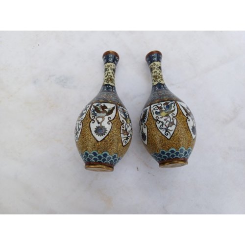 Paire de Vases Chine en émaux cloisonnés