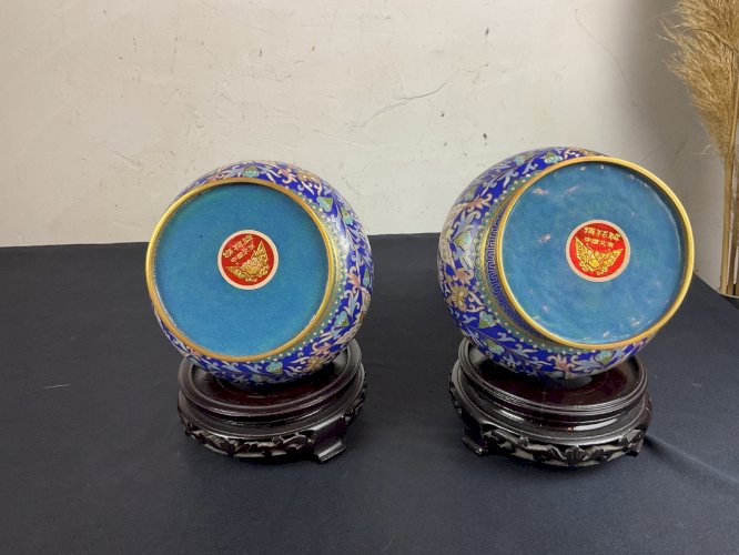 Paire de Vases Cloisonnée en bronze avec étiquette , Zi Jin Cheng