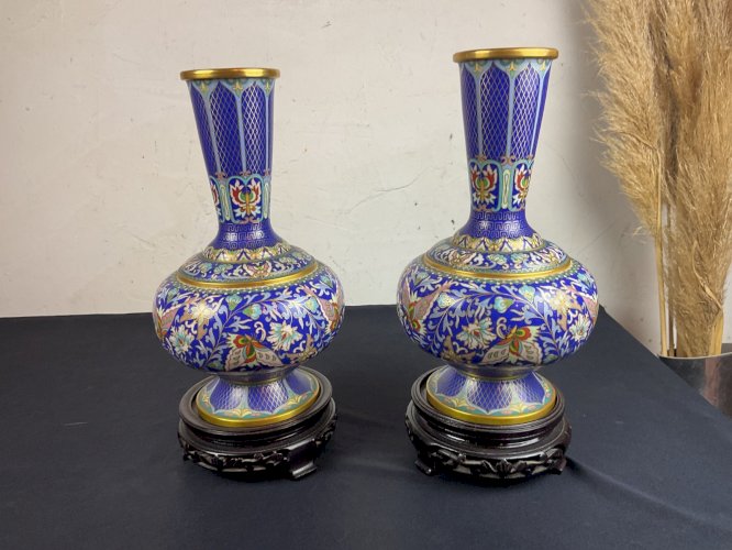 Paire de Vases Cloisonnée en bronze avec étiquette , Zi Jin Cheng