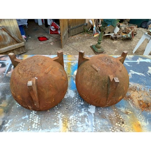 Paire de Vases en Fonte Art Déco de Charleville - Mézières
