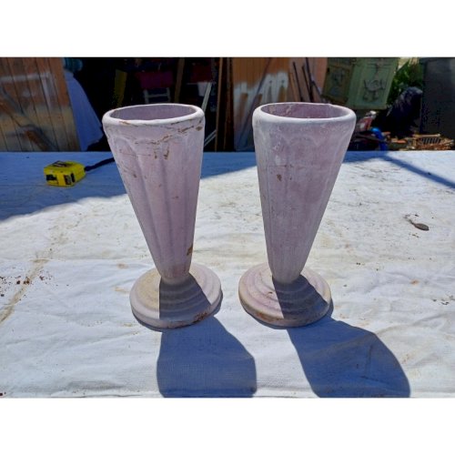 Paire de Vases en Fonte émaillée Mauve Art Déco de Charleville - Mézières