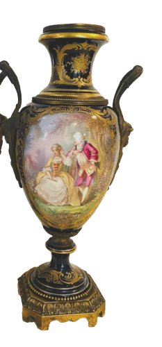 Paire de vases en porcelaine polychrome XIX siècle