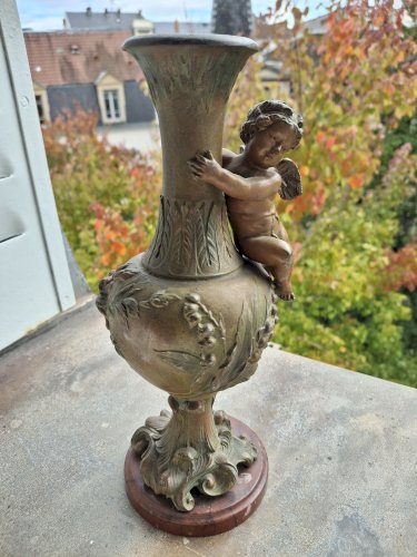 Paire de vases en régule Art nouveau 1900 angelots à double patine