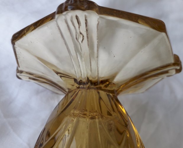 Paire de vases en verre