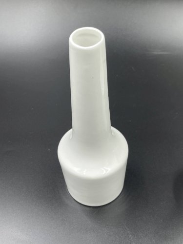 Paire de vases soliflores en céramique blanche vintage