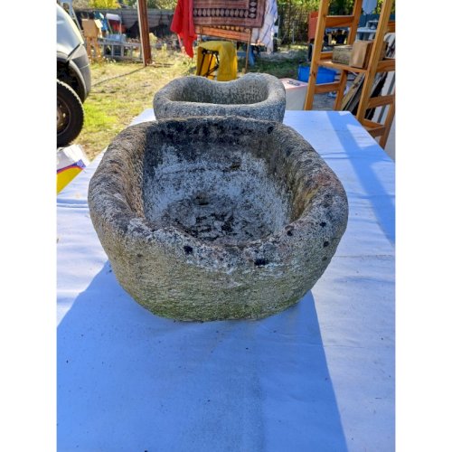 Paire de Vasques en Pierre de Dordogne 19 éme