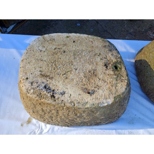 Paire de Vasques en Pierre de Dordogne 19 éme