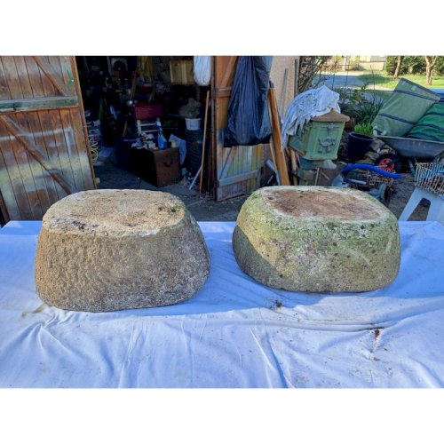 Paire de Vasques en Pierre de Dordogne 19 éme