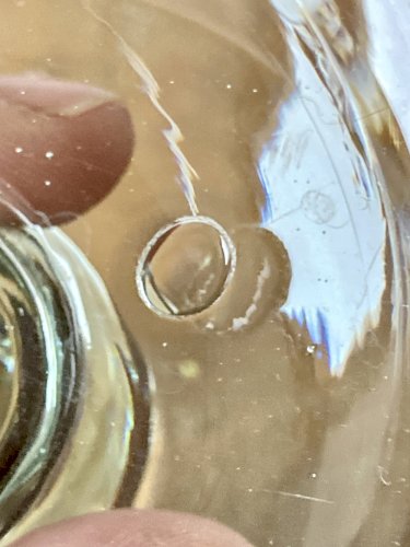 Paire de verres à pied en verre soufflé artisanal