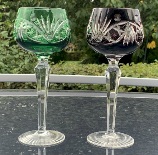 Paire de verres à vin en cristal taillé Römer Nachtmann