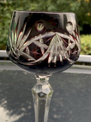 Paire de verres à vin en cristal taillé Römer Nachtmann