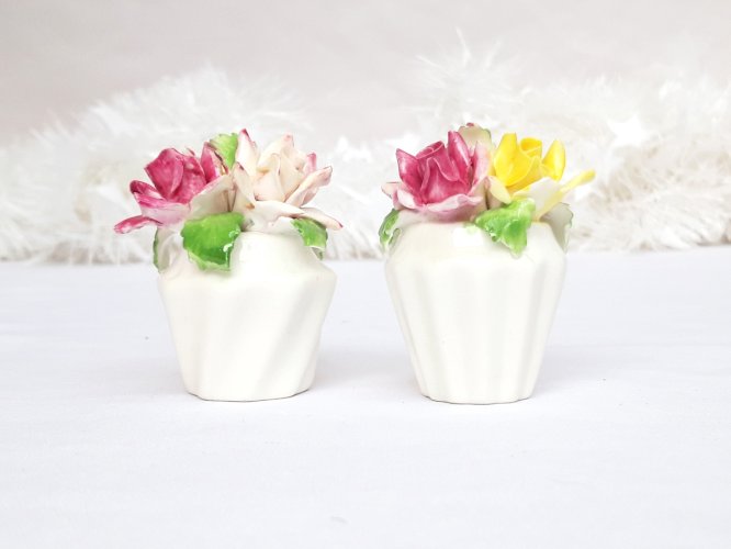 Paire miniatures porcelaine anglaise style capodimonte