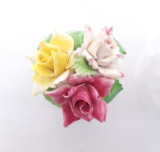 Paire miniatures porcelaine anglaise style capodimonte