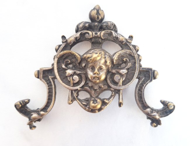 Paire ornements de meubles anciens putti