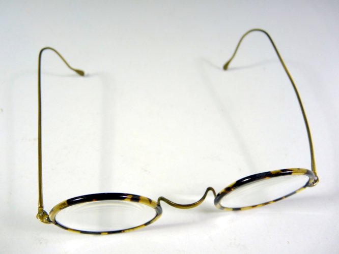 Paires de lunettes vue vintage verres ronds style John LENNON