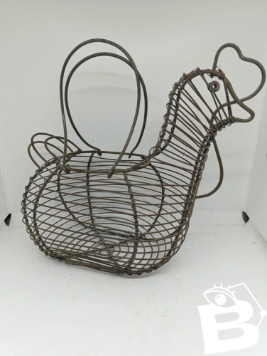 panier à oeufs en metal en forme de poule en bon etat
