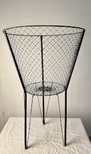 Panier de mercerie / couture en métal années 50/60