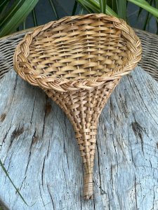 Panier mural rétro vintage en osier