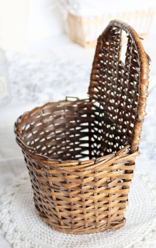 Panier mural vintage en rotin foncé - Décoration murale