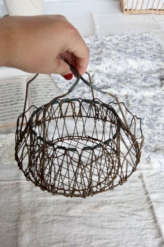 Panier pliant vintage en métal en forme de fleur