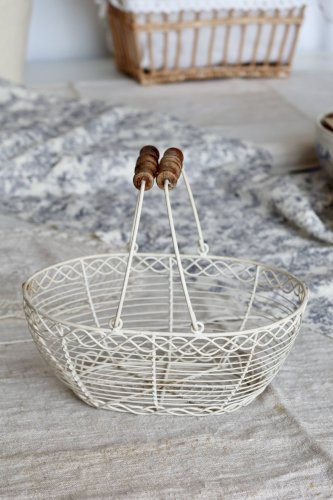 Panière à œufs vintage en métal ivoire avec poignées en bois tourné