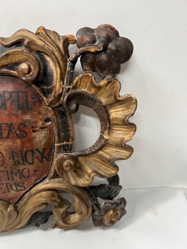 Panneau a encadrement en bois sculpté patiné XVIII siècle