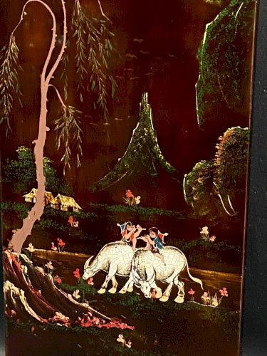 Panneau de bois laqué signé Minh-Thanh Vietnam scène rurale aux buffles d'eau