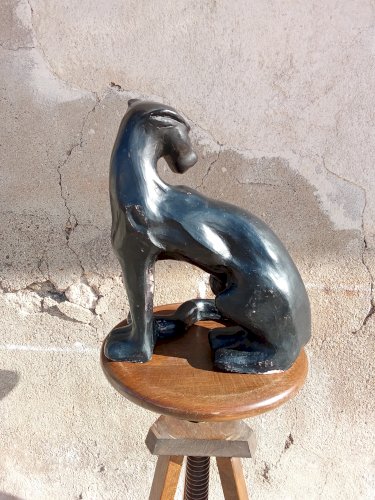 Panthère en terre cuite réalisée par un artiste