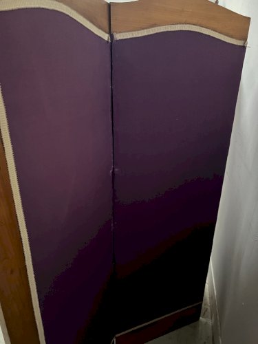 Paravent a quatre a décor d'une tapisserie en ovale XX siècle