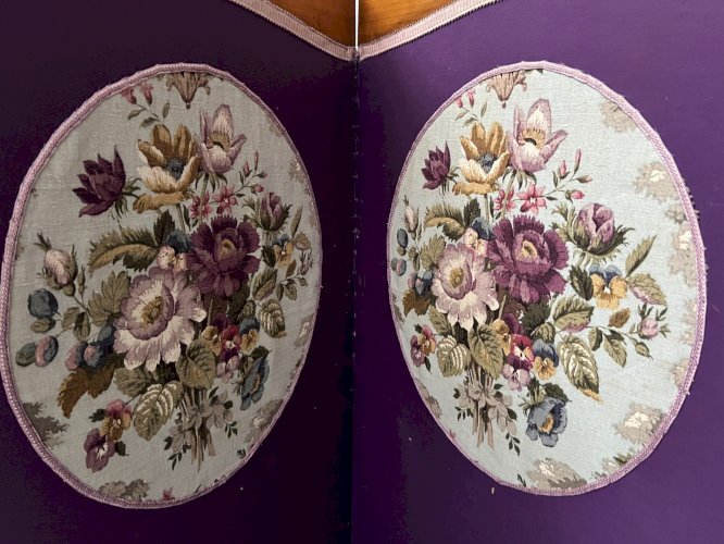 Paravent a quatre a décor d'une tapisserie en ovale XX siècle