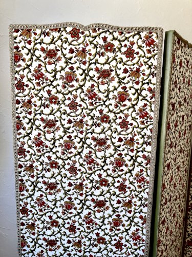 Paravent ancien 4 feuilles en pin – Entièrement restauré – Tissu "Grand Teint meubles"