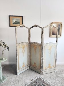 Three-panel screen, early 19th century.