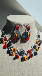 Necklace set, earrings (Taratata) enamelled