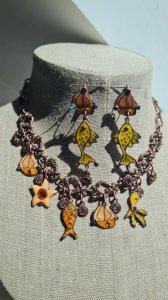 Necklace set, earrings (Taratata) enamelled