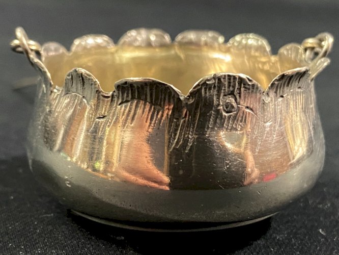 Passe-thé de style Louis XV en argent massif Minerve Titre 1