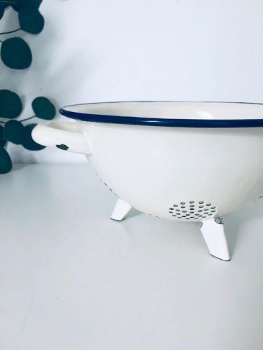 Passoire vintage tôle émaillée