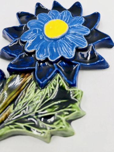 Patère crochet fleur en céramique belge André Bayer