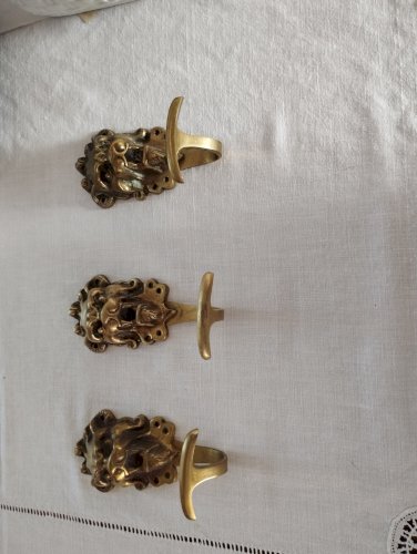 Patère en bronze Tête de lion