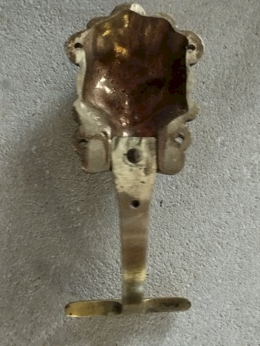 Patère en bronze Tête de lion