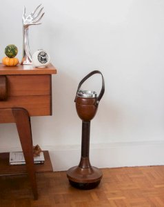 Patrice, the solid wood and leather ashtray N°44