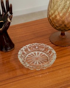 Patrice, the glass ashtray No. 39