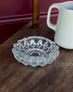 Patrice, the sculpted glass ashtray No. 14