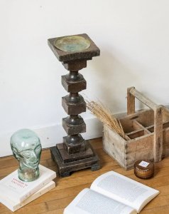 Patrice, the tall wooden ashtray No. 34