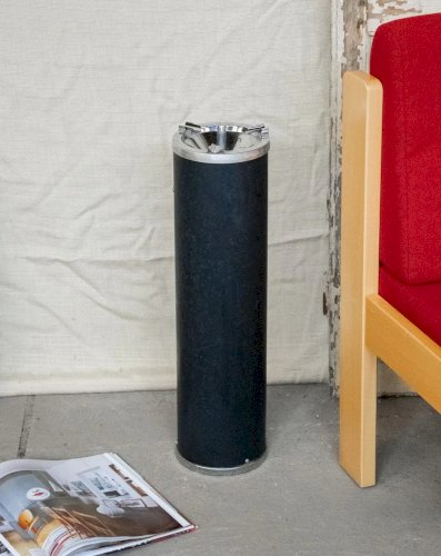 Patrice, le cendrier haut en métal N°54