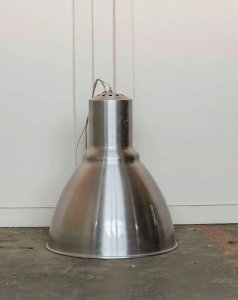 Paulette, the portable lamp No. 97