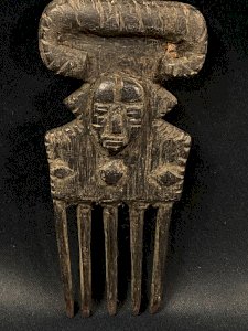 Ancient comb with Fang mask decor, Kota, Gabon Cameroon